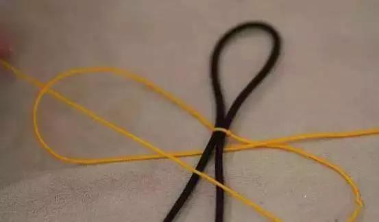 手编绳吊坠怎么打结,四股手编绳打结收尾