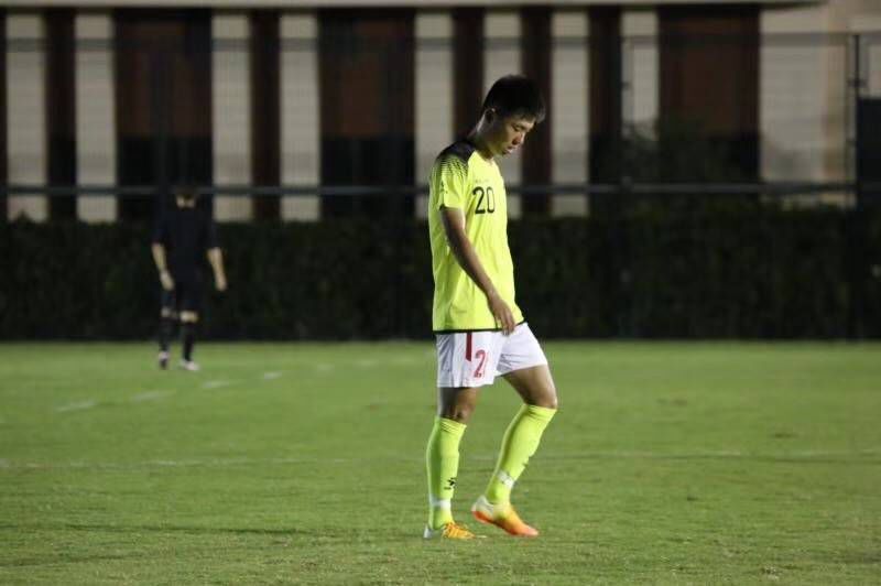 涓啝闃熷憳骞磋柂,涓啝鑱旇禌鐞冨憳钖祫