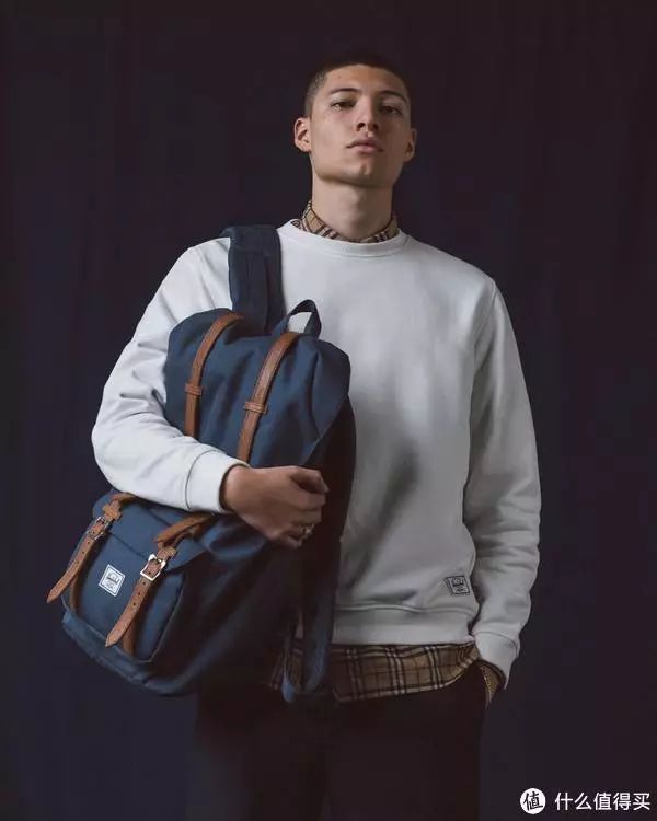 “钢铁直男”也应该拥有一个好看的包，10款百元男包推荐