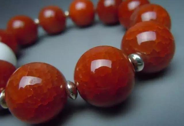 什么手串寓意好适合年轻人,23种手串代表什么