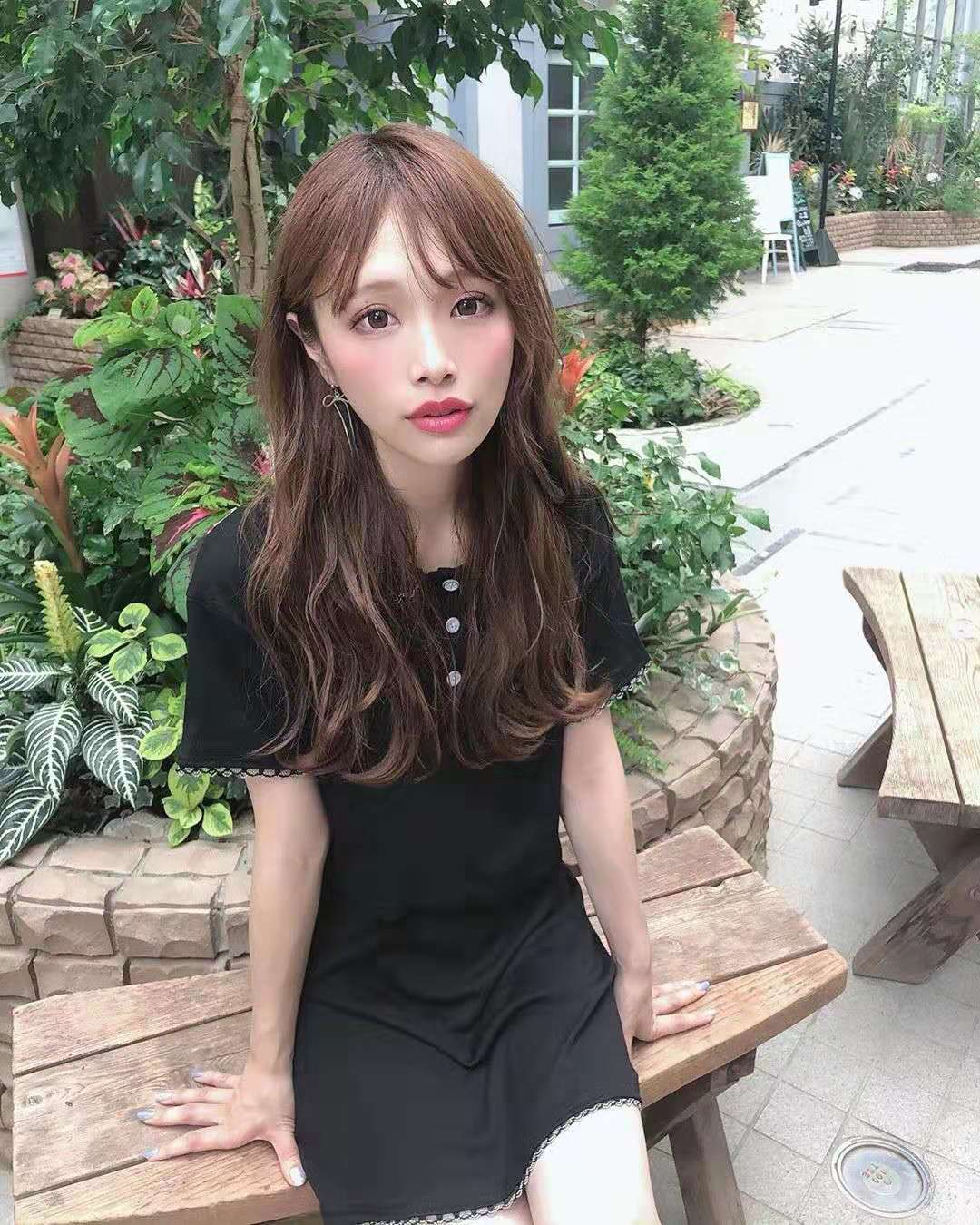 显脸小还减龄这6款发型超好看,适合脸小的秋冬的发型