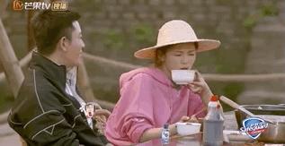 倪妮和江疏影都很清冷,倪妮小龙虾江疏影