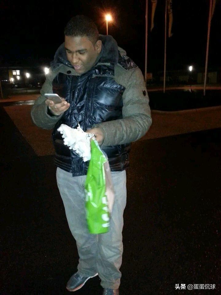 罗伊斯莱万格策胡梅尔斯,胡梅尔斯和格策回多特