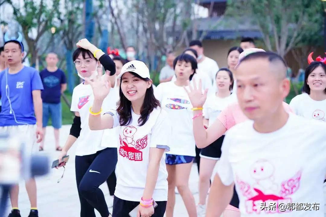 灯光秀奥运夺冠,奥运冠军夜游西安