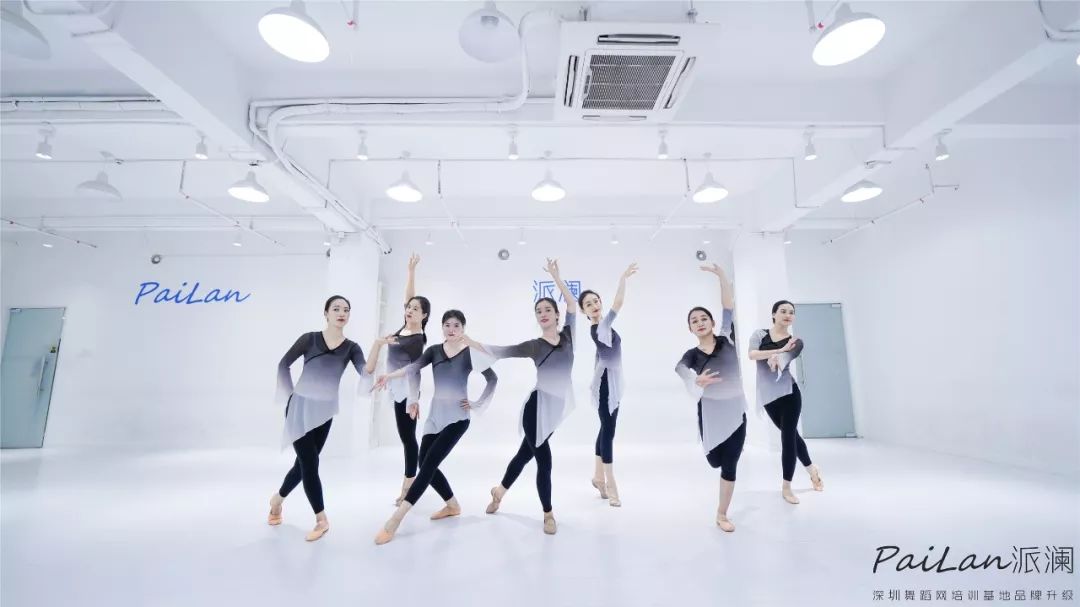 几个实用的新手学舞技巧,初学者学跳舞先学哪些动作