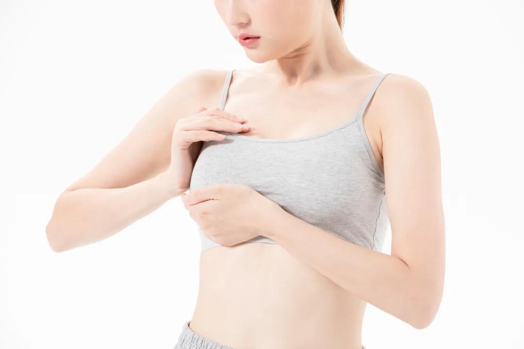 身上莫名其妙长肿块是癌症前兆,手指莫名其妙的有肿块是怎么回事