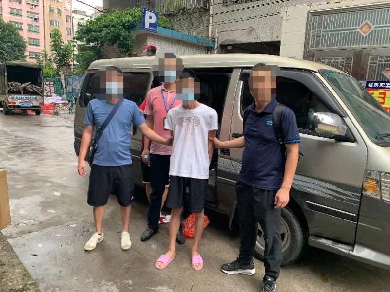 包装盒、说明书、小票全齐,但全是假的!喜欢找代购的人注意了