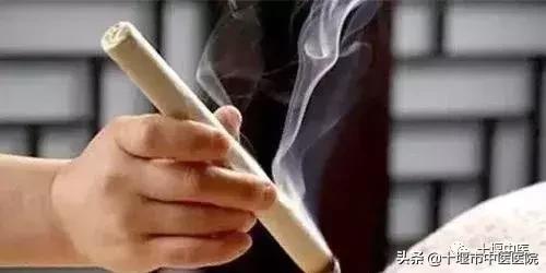 艾草杆子有药用价值吗,艾草放几年还有药用价值吗