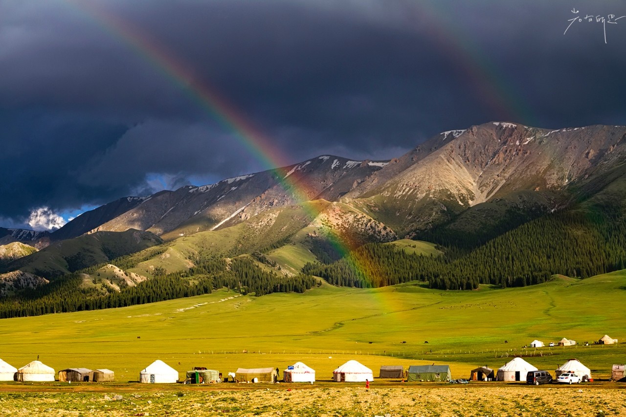 *疆新**都是荒漠戈壁?这几家高颜值餐厅,彻底颠覆你对*疆新**的概念
