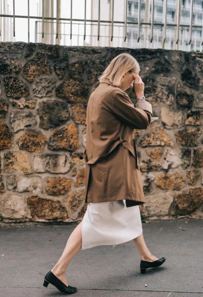 奶奶鞋女款2022新款春秋款 (今年最舒服的奶奶鞋)