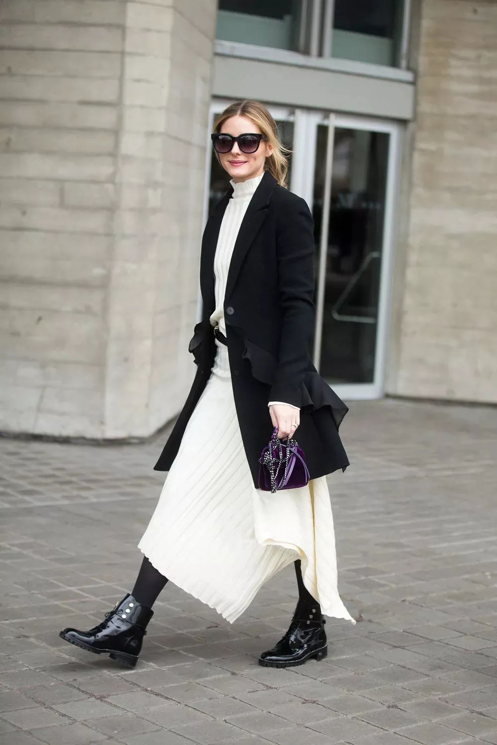 你还在买这么贵的大衣吗,买了件比较贵的大衣有些后悔