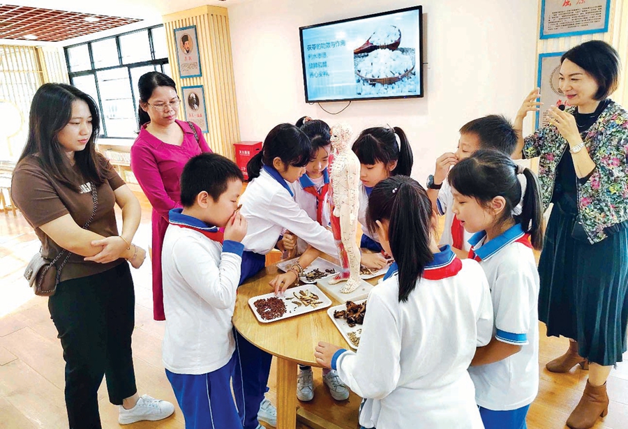 暑假课后服务和校内托管,暑期课后托管服务