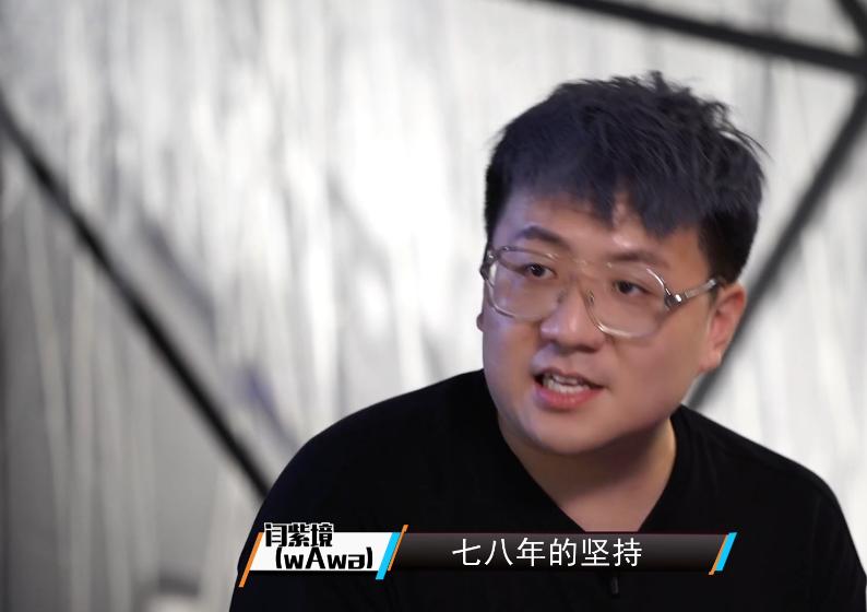 LOL解说娃娃自曝直播合同一年150W，曾抱怨解说一场比赛就2500