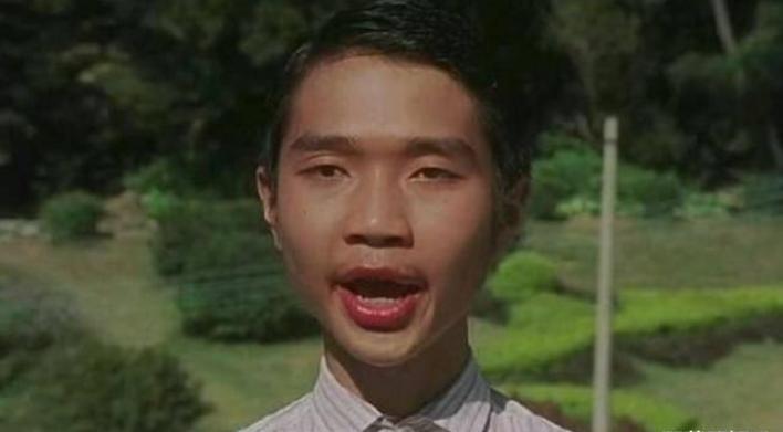 他拍戏,周星驰拍没有后台的经典桥段