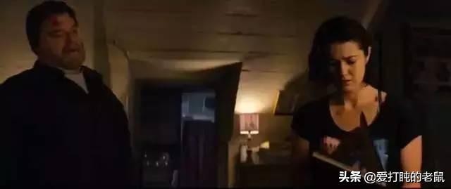 真实事件改编电影女孩被囚禁地窖,少女被变态囚禁八年真实案改编