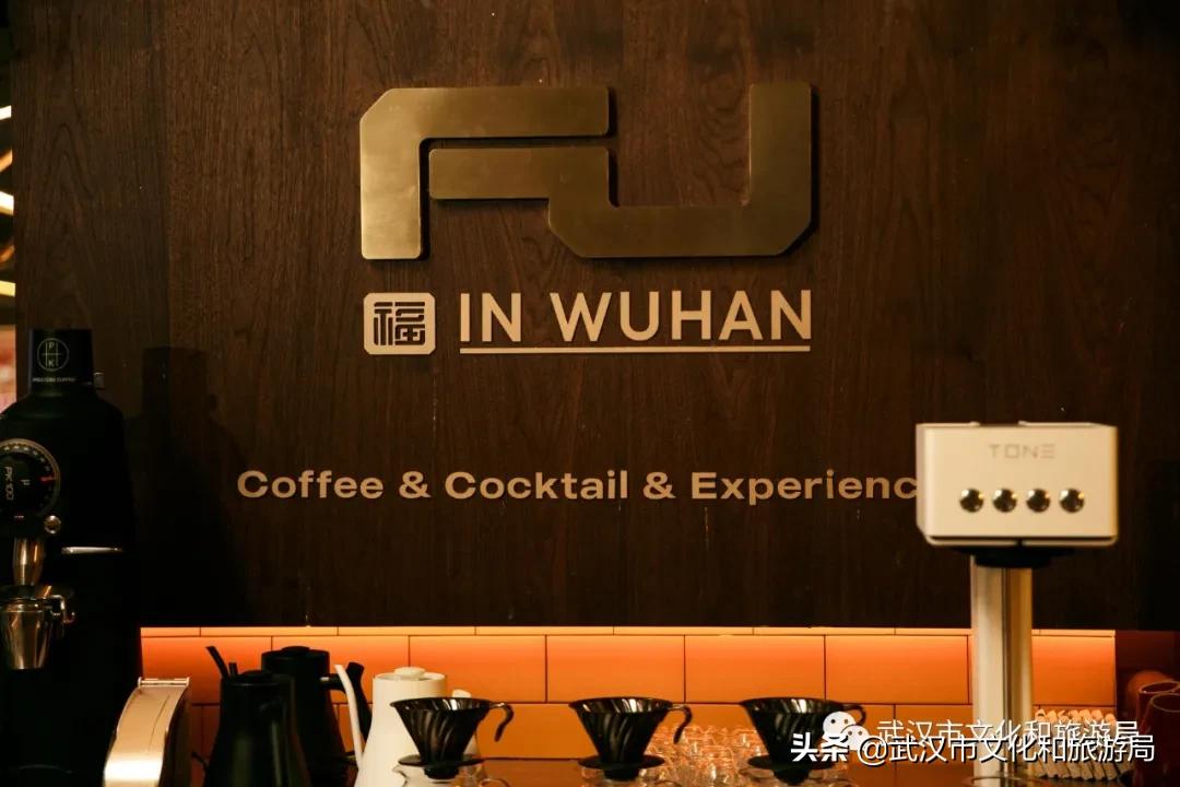 武汉12月秋季枫叶和银杏叶美景,枫叶银杏的美景最新