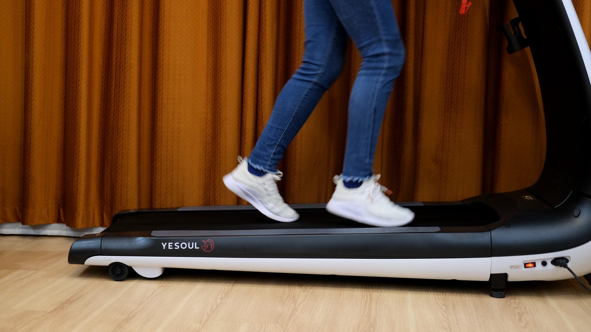 新手跑步要不要买跑步机,在家买跑步机