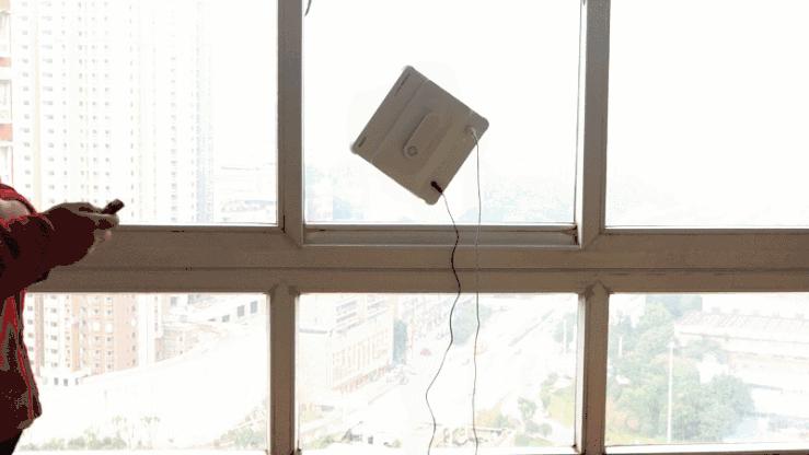 擦窗机器人到底靠不靠谱,擦窗机器人到底怕它干不干净