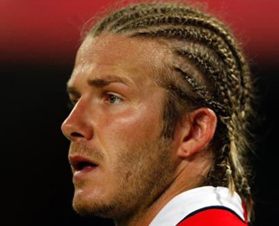 博格巴经典寸头,足球场上最好看的发型