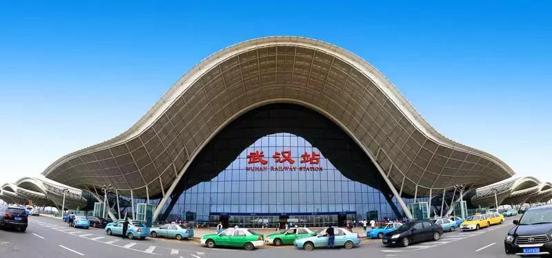 蕲春火车票可以刷身份证进站不,利川火车站可以使用电子身份证么