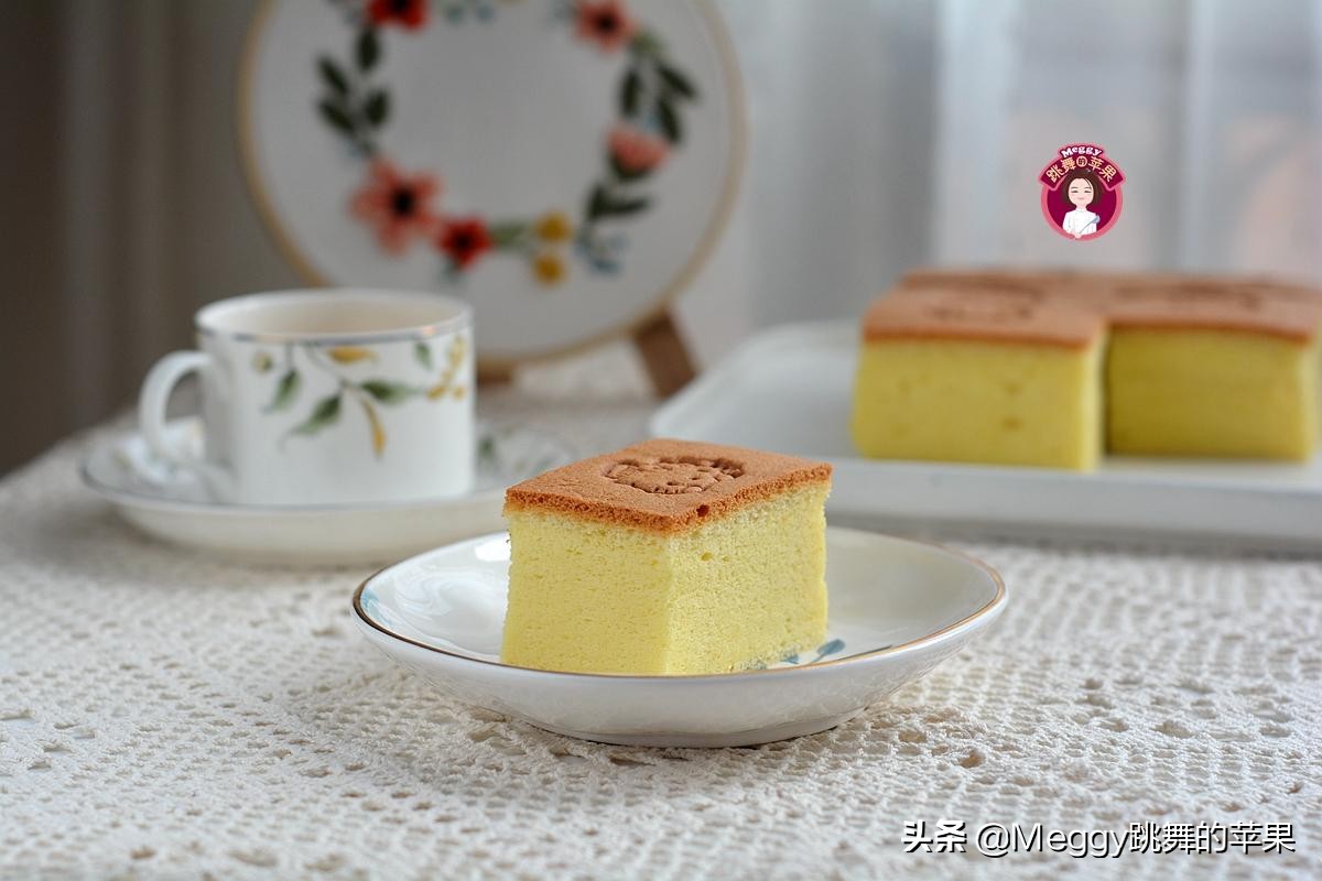 古早蛋糕和戚风蛋糕蛋白打发区别,蛋白打发到什么程度蛋糕才会柔软