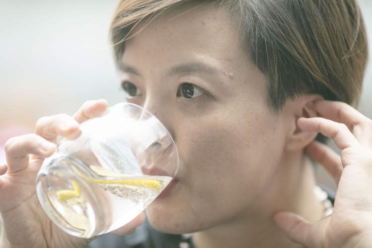 那些拒绝社会角色安排的30+女性，她们的人生乘风破浪了吗？——听格十三、毛利、李佳悦讲述自己的故事