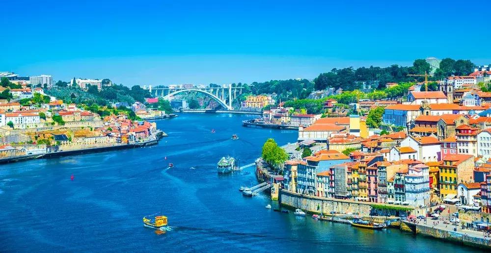 月薪5000可以去哪个国家旅游,月薪5000适合去旅游么