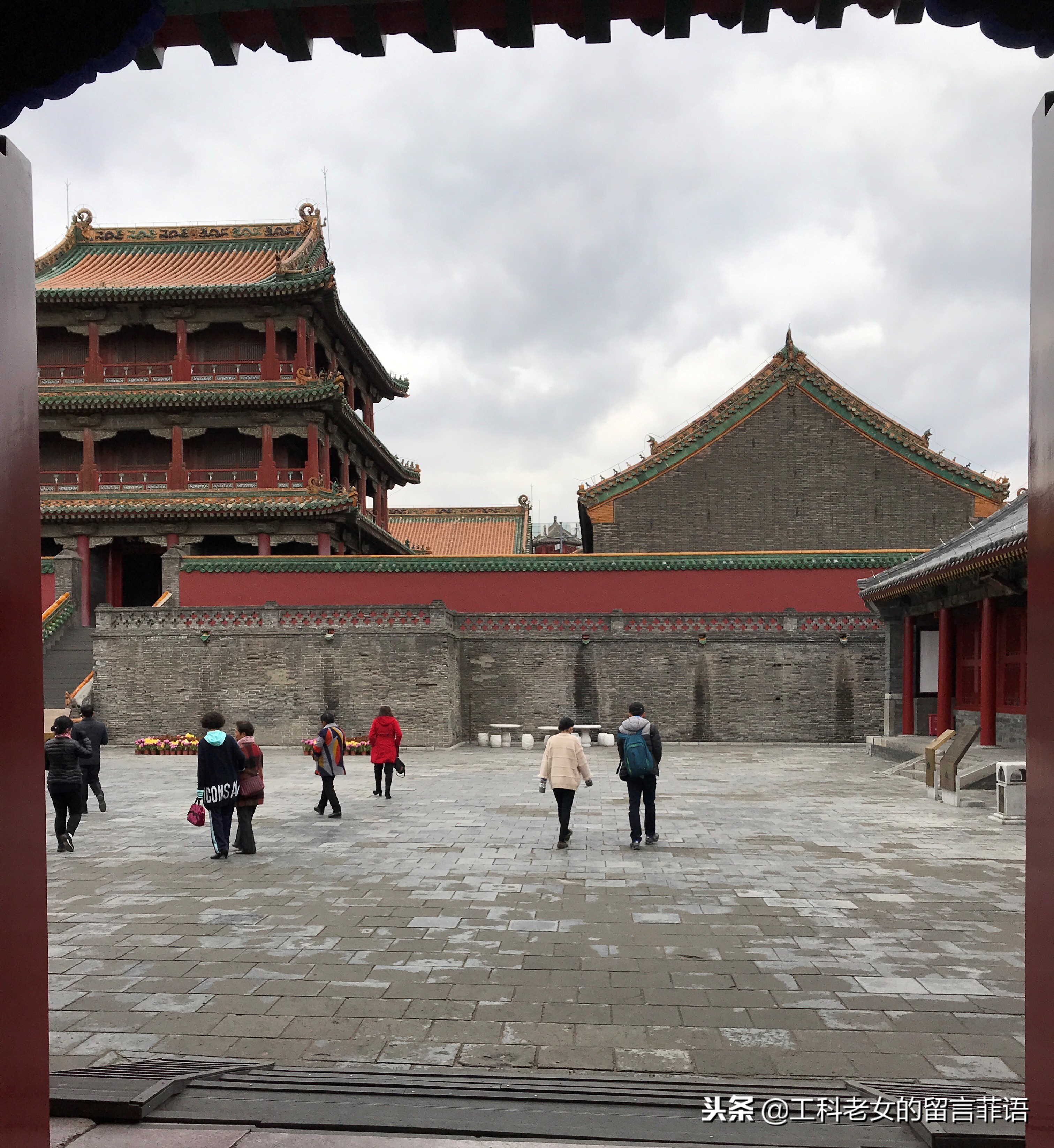 沈阳故宫具有浓厚的满族特色,沈阳故宫人气爆表