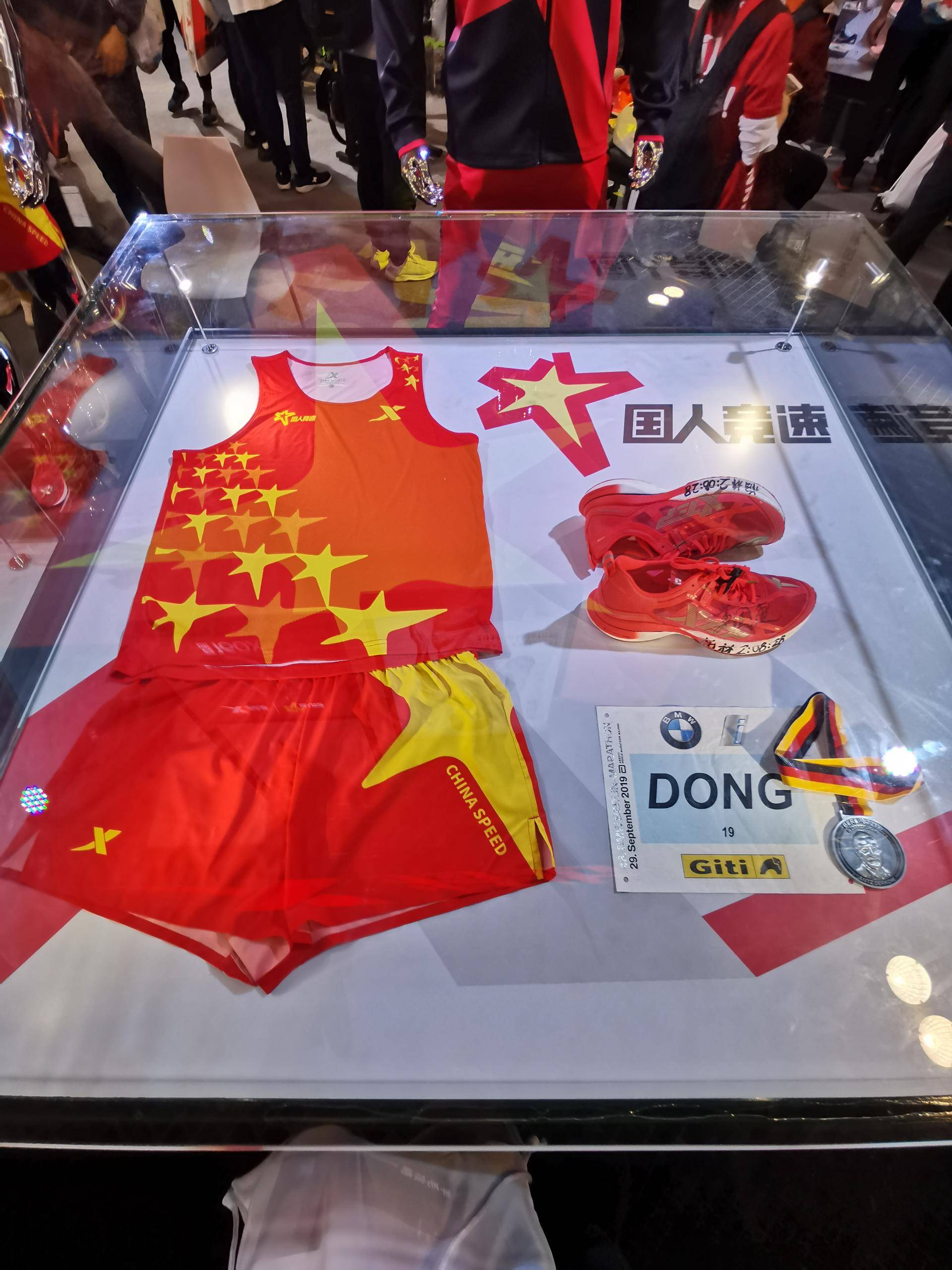 特步发布的最新跑鞋160x3.0,特步最值得入手的马拉松跑鞋