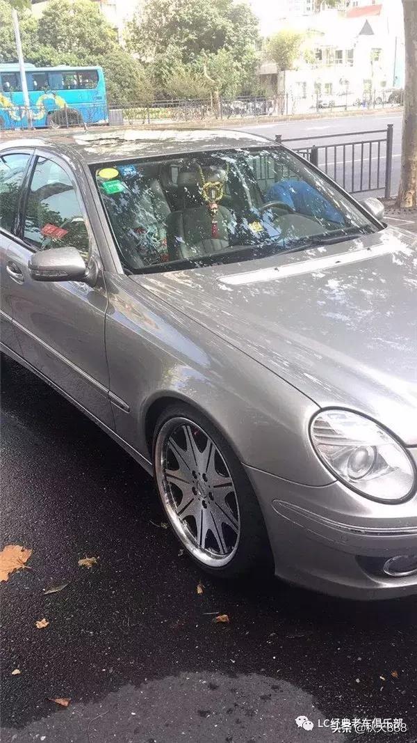 雪中的奔驰w211,向经典致敬奔驰w211