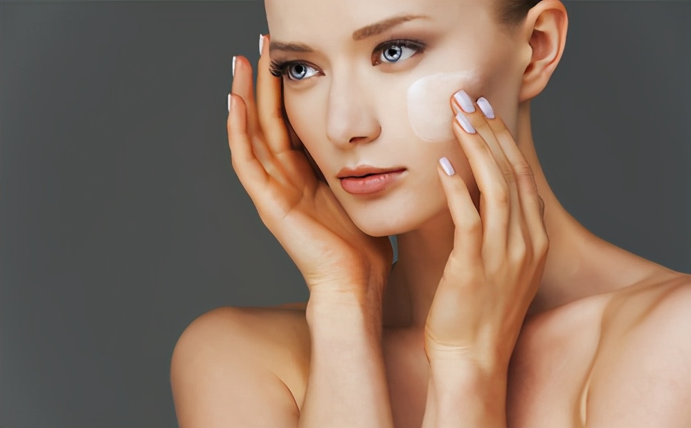 孕妇身体干燥起皮怎么补水最快,冬季孕妈皮肤干燥怎么办