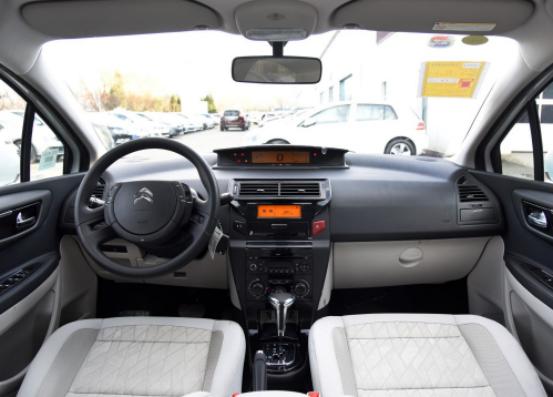 买二手雪铁龙汽车划算吗,买二手雪铁龙世嘉的10大忠告