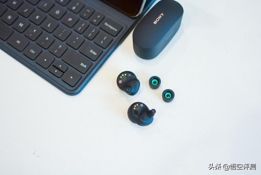 索尼wf1000xm4降噪耳机操作,索尼wf-1000xm4降噪豆评测