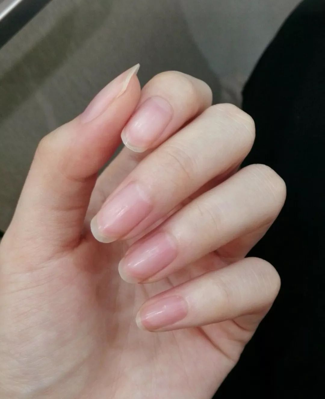 再年轻的脸也挡不住“奶奶”手，隐藏年龄的秘密，全靠这一只