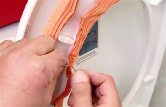 旧毛衣怎么改马桶垫,旧毛衣改造马桶垫方法