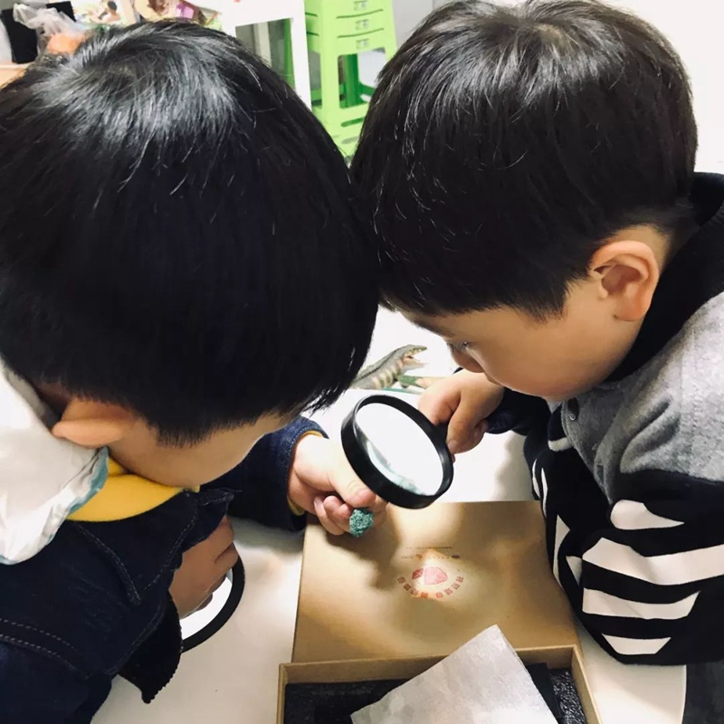 女儿头上长虱子妈妈给剃光了,女童冬天头上有虱子怎么办