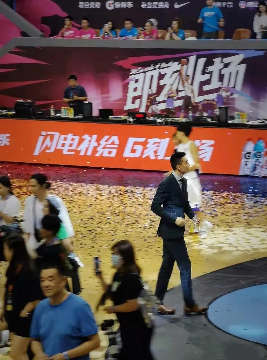 太害羞怎么谈恋爱,和体育生谈恋爱有多浪漫