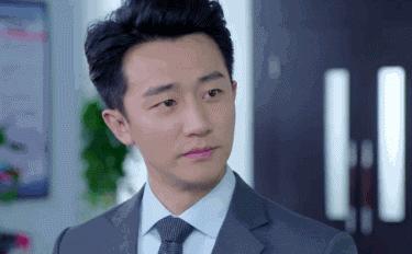 黄轩受刑,黄轩被黄盘划脸后续