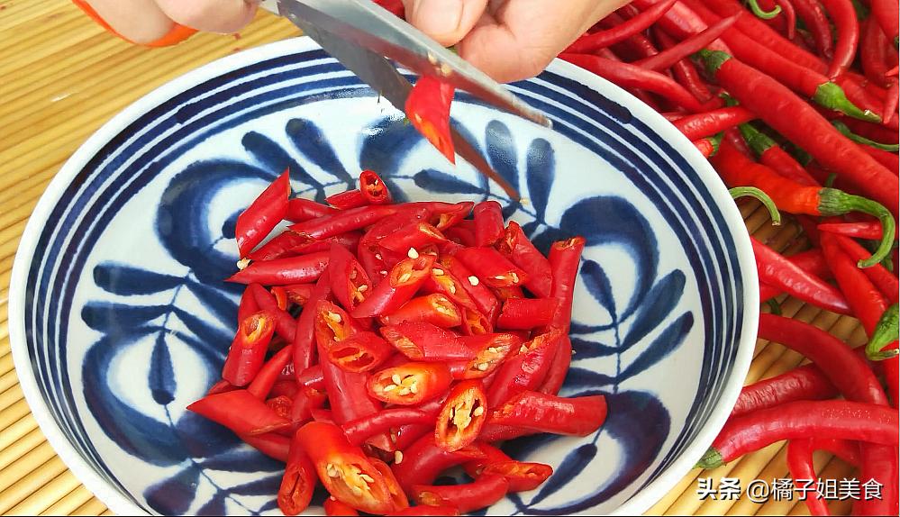 黄豆酱秘制酱料,用黄豆酱熬酱豆最正宗的做法