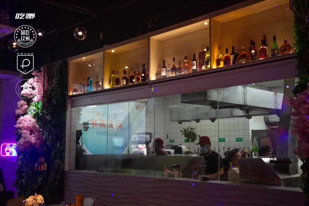 8年烧烤神店，解锁吃烧烤“新境界”