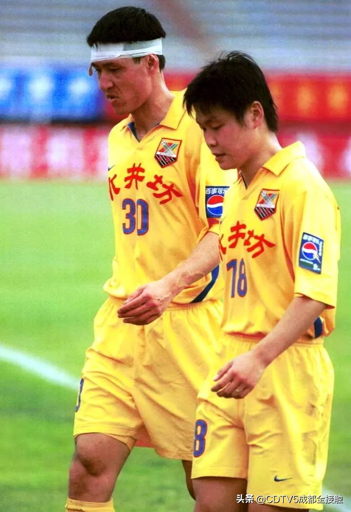 中甲川足最新消息,中甲现惊天误判川足补时绝杀