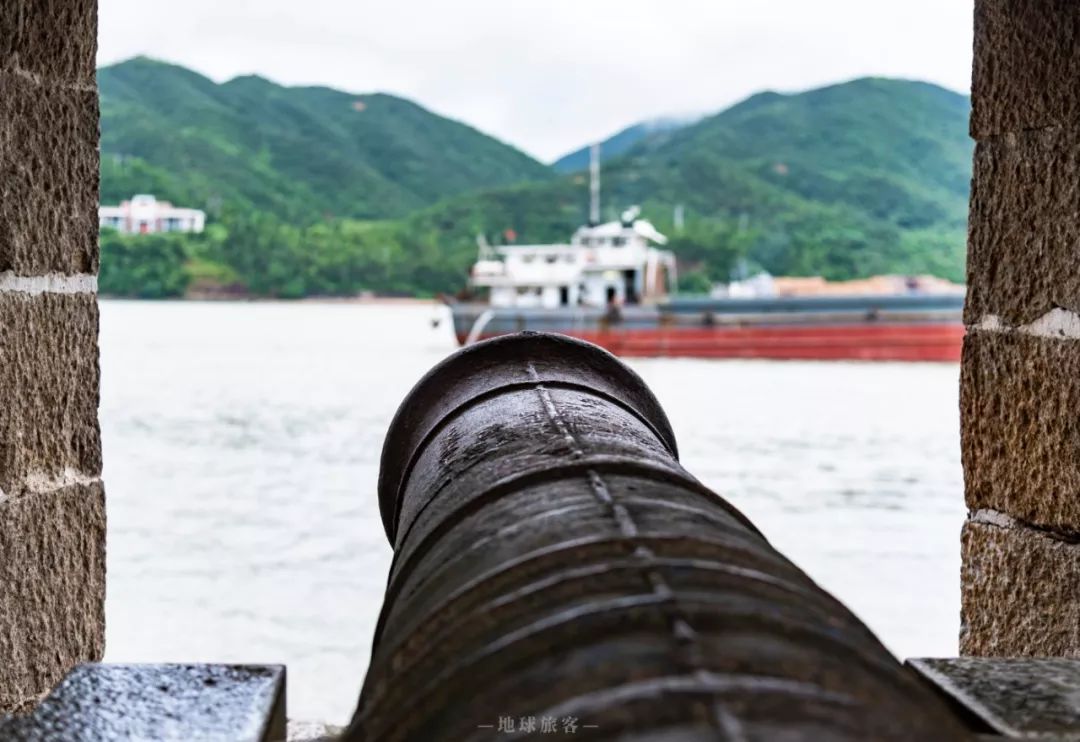 崖山海战为什么会有十万人一起殉国？崖山之后无中国到底是谁说的