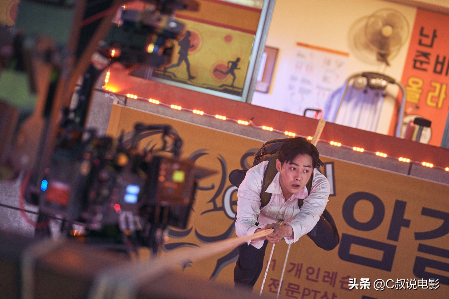 林允儿电影极限逃生解说,林允儿极限逃生澳门采访