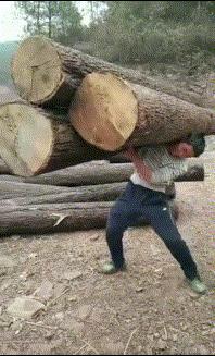 搞笑GIF动图:小姐姐,你体验木乃伊的制作过程,能坚持几分钟