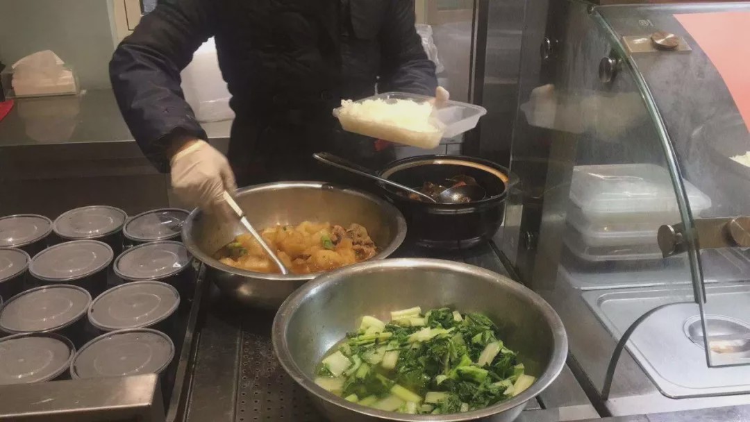 绿城风雨同舟,绿城与您在一起