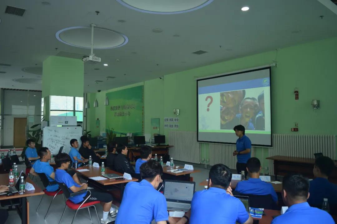 全国青少年足球教练培训西南片区,青少年足球培训训练方案