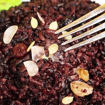 不是我说，上海人也太太太太太爱吃八宝饭了吧