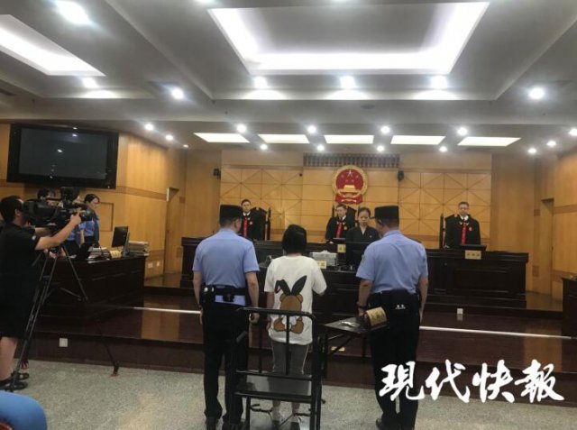 代购名表逃税判刑,代购女子走私167块手表二审改判