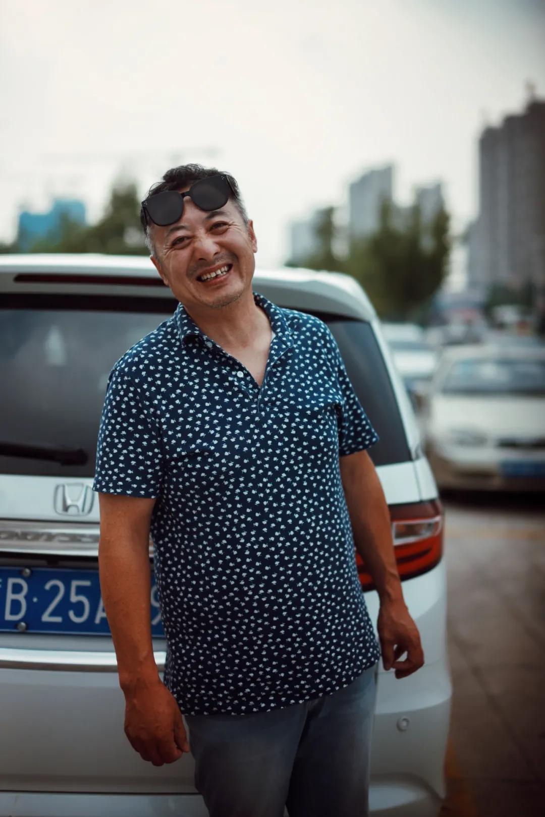 和200个唐山人交谈后，我发现了沉默的真相