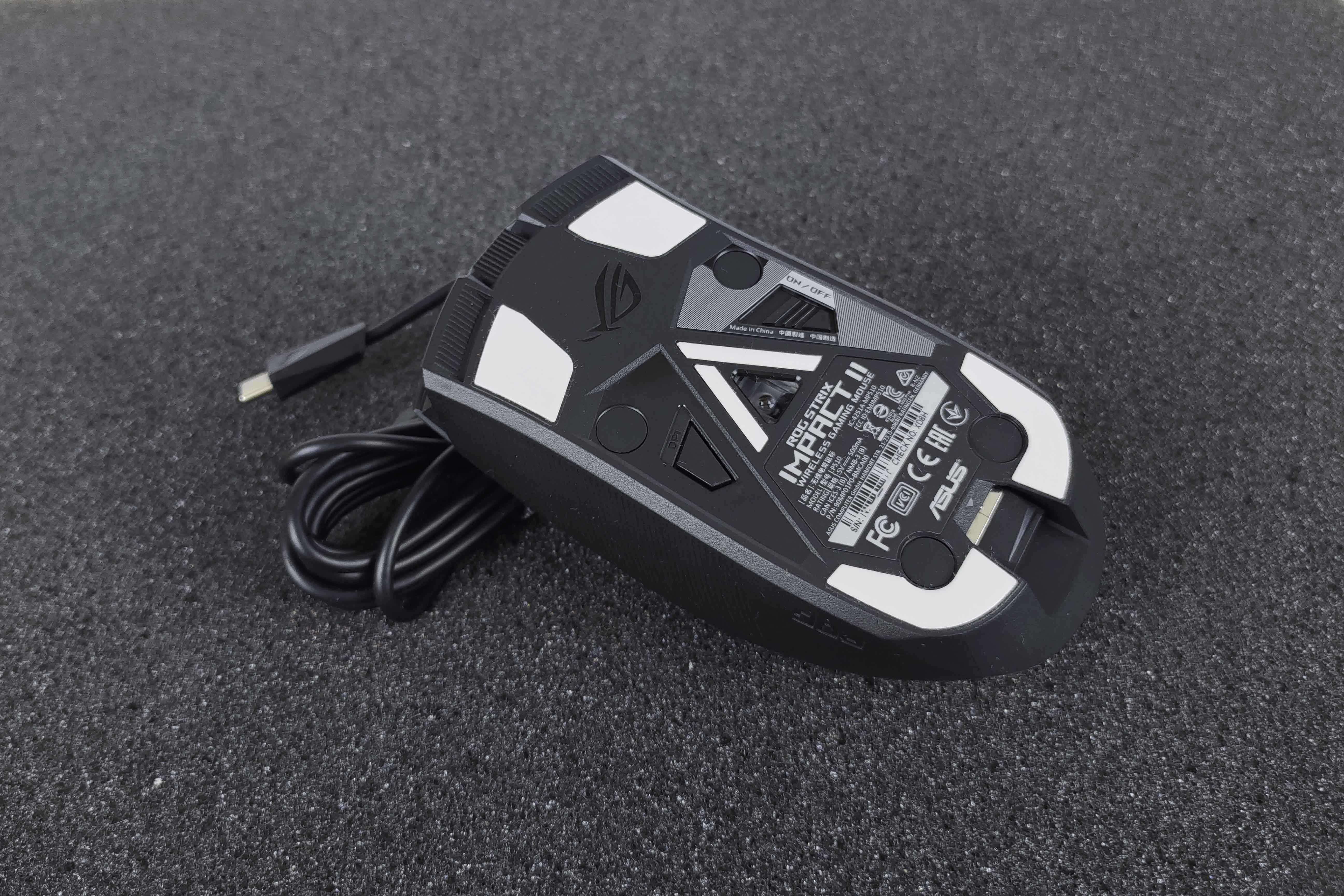 rog影刃2无线版鼠标拆解评测,rog月曜白影刃2鼠标测评